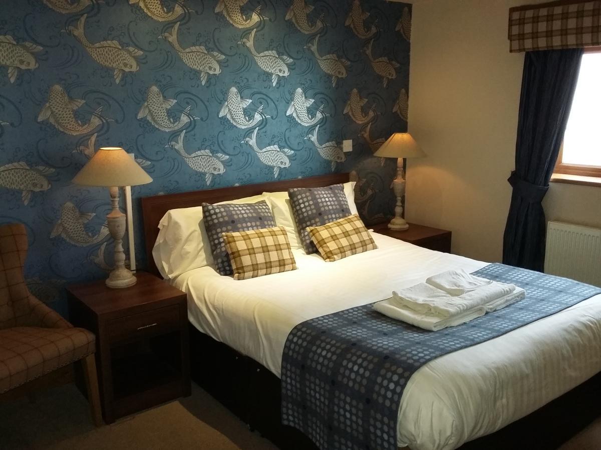 הולמפירת' The Huntsman Inn מראה חיצוני תמונה